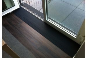 Drempelhulp 4 meter , hoogte 12 mm zwart